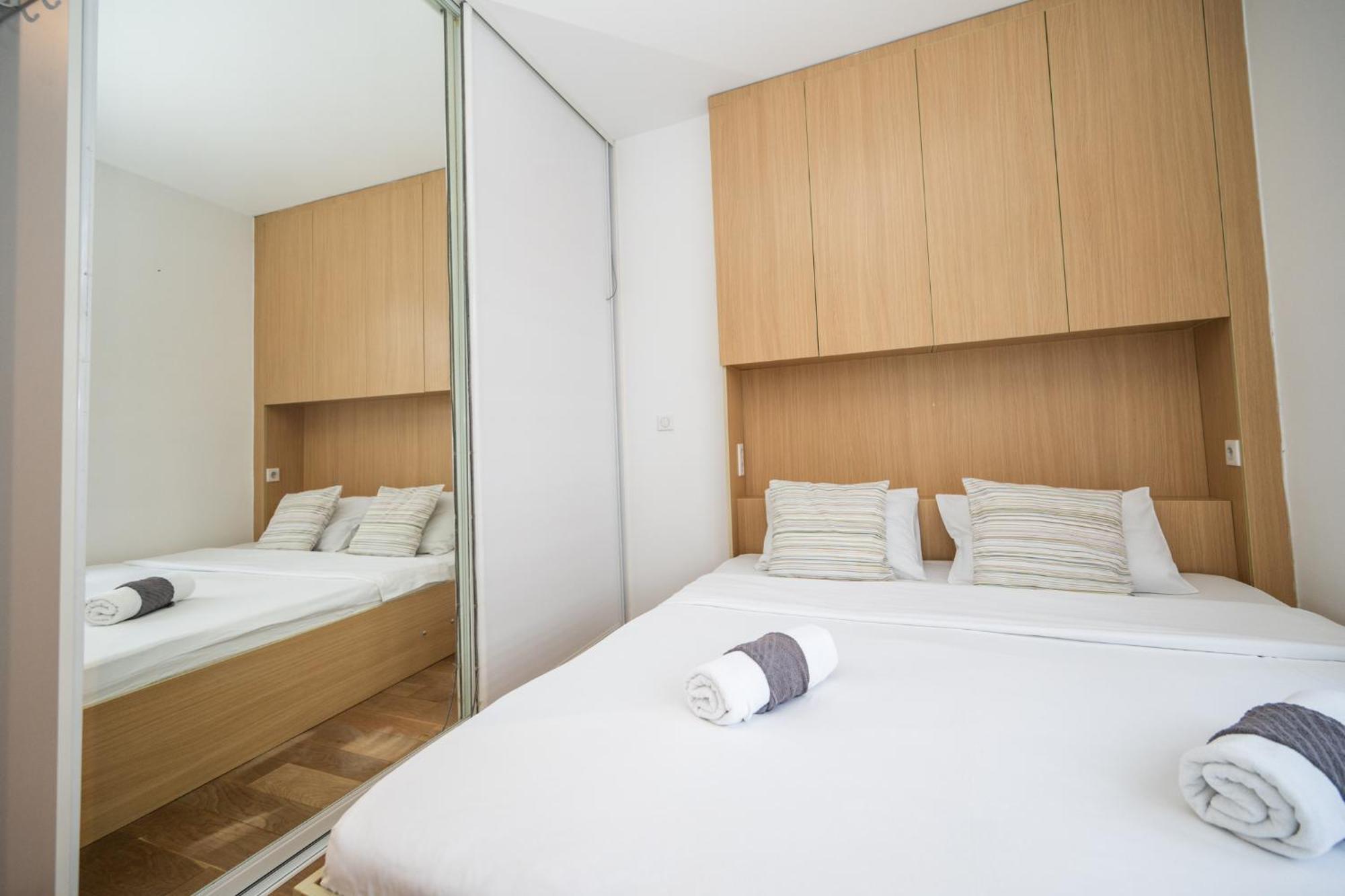 Design 1Bdr Apartment With City View Saraievo Exterior foto